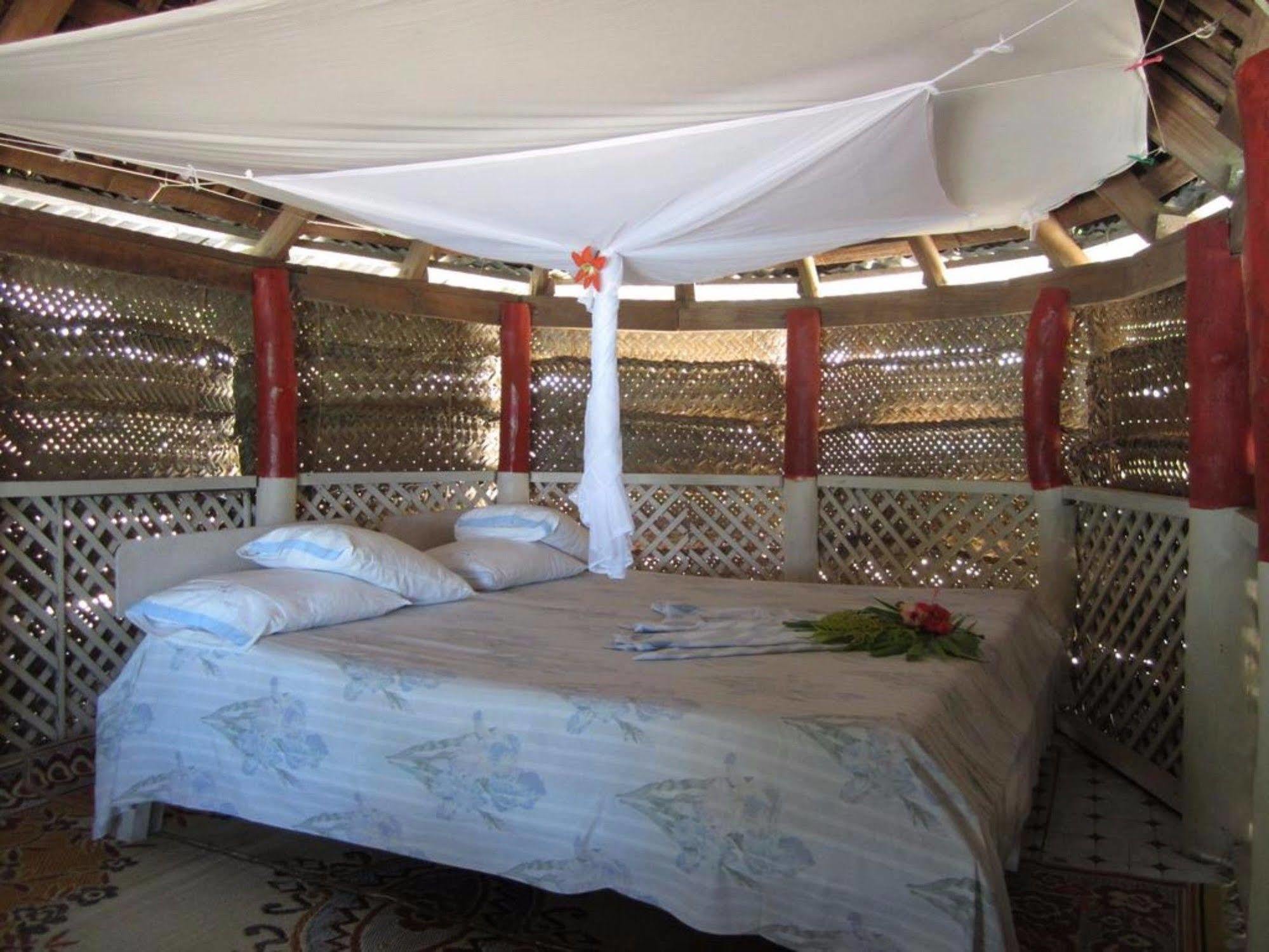 Hotel Vacations Beach Fale Manase Zewnętrze zdjęcie